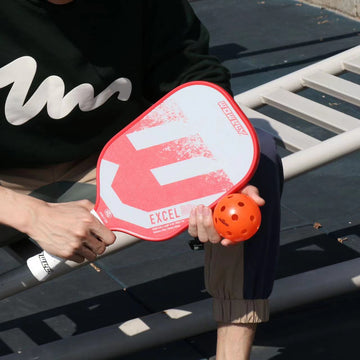 Wowlly's Guide to the Best Beginner Pickleball Paddles of 2024